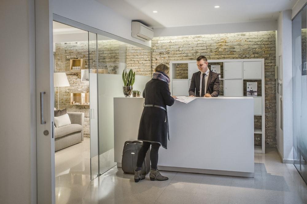 Eric Voekel Boutique Apartments - Bcn Suites Barcelona Exteriör bild